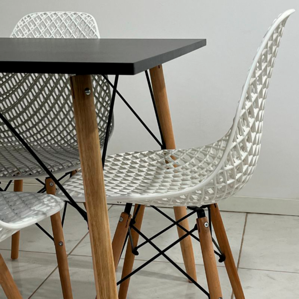 Conjunto de jantar Eames Eiffel: MESA RETANGULAR PRETA 90x1,35cm + 6 CADEIRAS COLMEIAS - Image 2