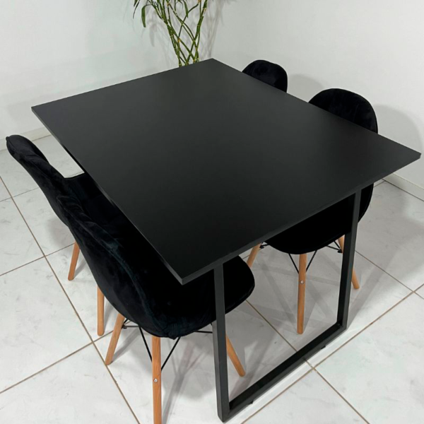 Conjunto de jantar Eames Eiffel: MESA RETANGULAR PRETA COM PÉ INDUSTRIAL 90X120cm + 4 CADEIRAS ESTOFADAS BETONÊ - Image 6